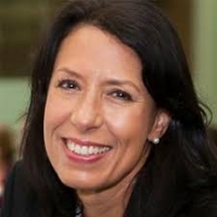 Debbie Abrahams MP Tables a Homeless Petition - Please Support